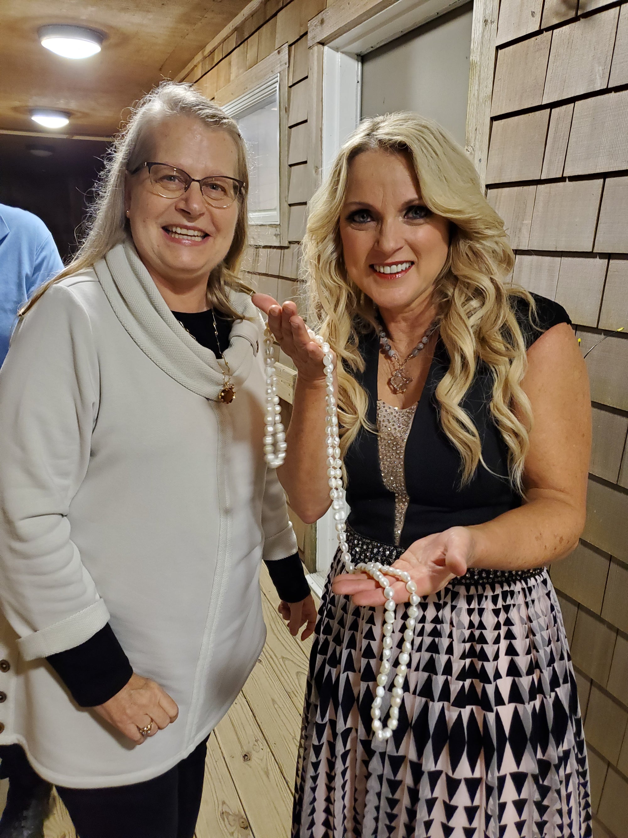 Rhonda Vincent Wears Jewelry by Gail at OBX Bluegrass Festival!