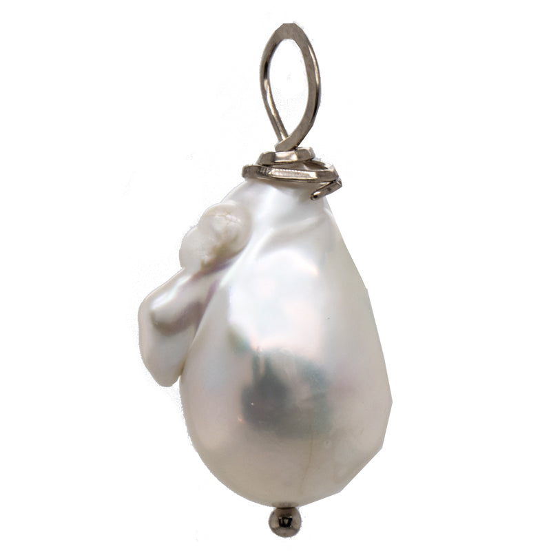 Chinese Freshwater Baroque Pearl Pendant