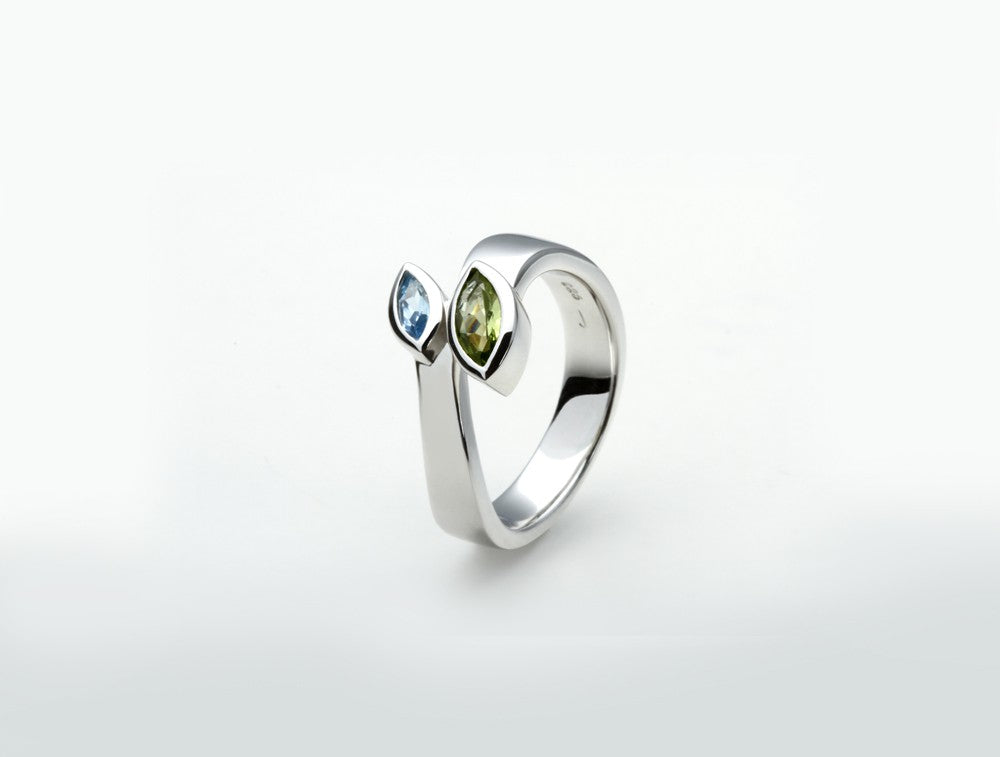 R3959 Marquise Gemstone Ring