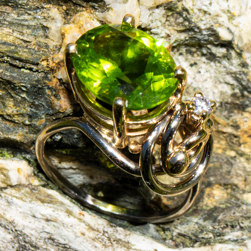Peridot &amp; Diamond JBG Seaweed Swirl Ring